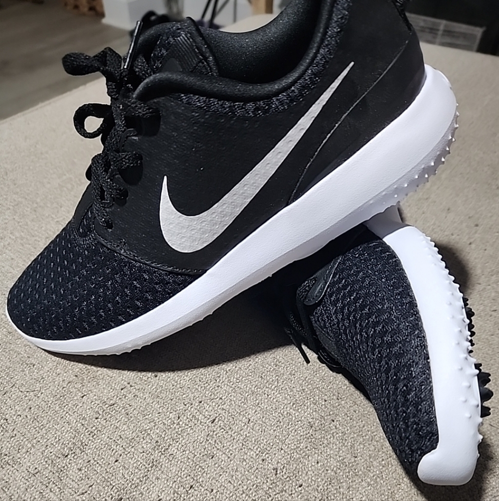 Nike Men's Roshe G Spikeless Golf Shoes